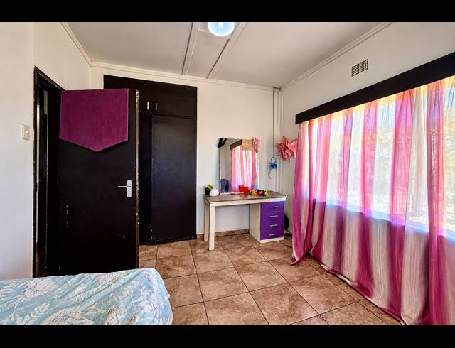 3 BEDROOM HOUSE FOR SALE IN VANDERBIJLPARK CW 6